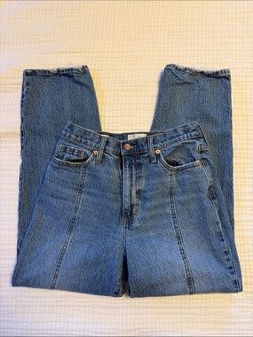 Universal Thread Women's High-Rise Panel Seam Jeans in Medium Blue